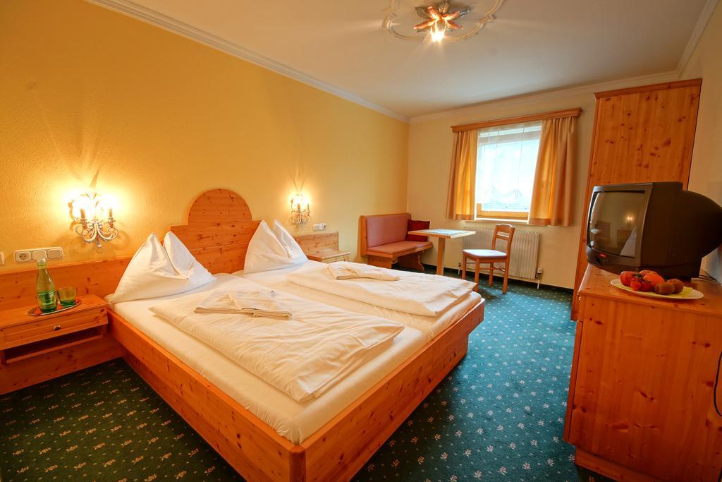 Hotel Restaurant Das Roessl Віндішгарстен Номер фото