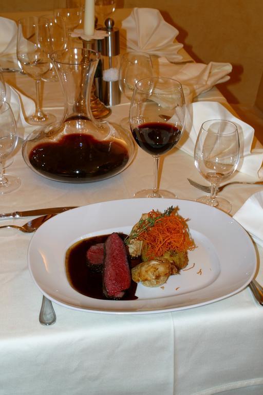 Hotel Restaurant Das Roessl Віндішгарстен Екстер'єр фото